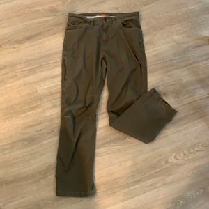 Merrell pants size 34